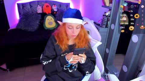 Snapshot of violetaarey chatting on December 24, 2024, 12:44 am Violeta Help me reach 150 thumbs up online show from December 24, 2024, 12:44 am