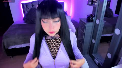 Snapshot of violetaarey chatting on January 24, 2025, 1:03 am Violeta Help me reach 150 thumbs up online show from January 24, 2025, 1:03 am