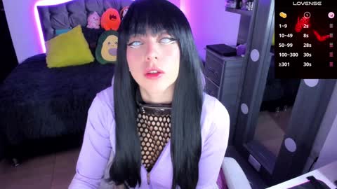 Snapshot of violetaarey chatting on February 6, 2025, 6:46 pm Violeta Help me reach 150 thumbs up online show from February 6, 2025, 6:46 pm