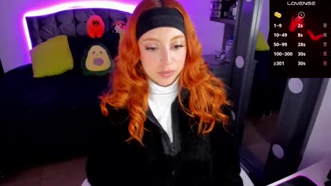 Snapshot of violetaarey chatting on February 17, 2025, 8:15 pm Violeta Help me reach 150 thumbs up online show from February 17, 2025, 8:15 pm