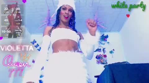 Snapshot of violetaconny chatting on June 8, 2026, 12:36 am violetaconny online show from June 8, 2026, 12:36 am