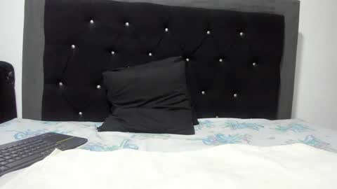 Snapshot of violetadumsper chatting on March 4, 2025, 5:53 am VioletaDums online show from March 4, 2025, 5:53 am