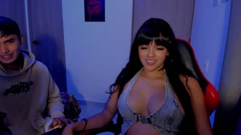 Violet and Austin online show from October 4, 2025, 3:37 am