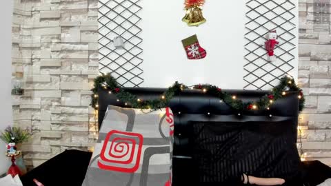 Violeta online show from December 5, 2024, 8:44 pm