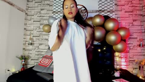 Violeta online show from December 14, 2024, 1:05 pm
