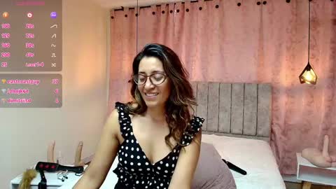 VIOLETA online show from March 6, 2025, 3:45 pm