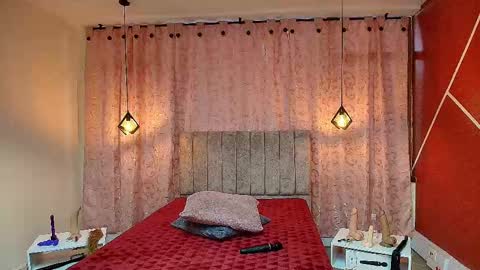 Snapshot of violetascott_ chatting on September 29, 2025, 1:38 pm VIOLETA online show from September 29, 2025, 1:38 pm