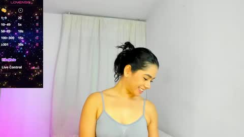 Snapshot of violetasotter chatting on June 6, 2026, 11:26 am Violeta online show from June 6, 2026, 11:26 am