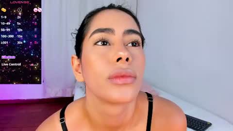 Snapshot of violetasotter chatting on July 28, 2026, 12:34 pm Violeta online show from July 28, 2026, 12:34 pm