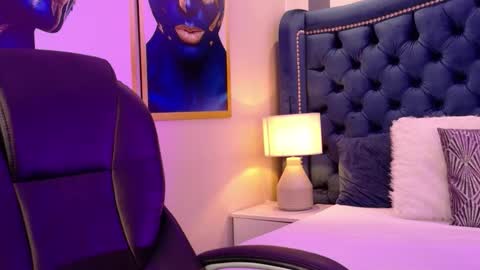 Your Princess Violet online show from October 3, 2025, 9:34 pm