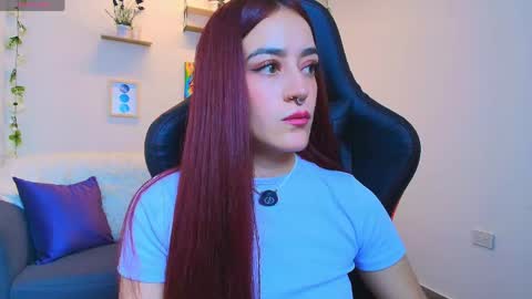 violeth_rosse_ online show from April 21, 2026, 1:42 am