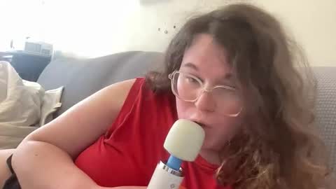 violetlyhappy online show from March 27, 2026, 6:18 pm