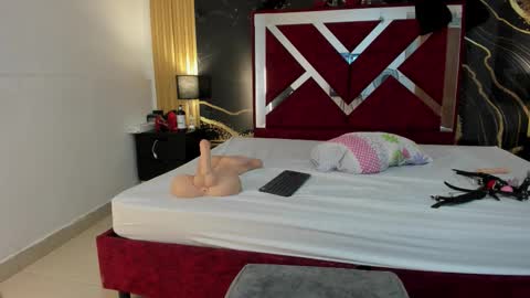 Violet Rose online show from November 26, 2025, 9:49 pm