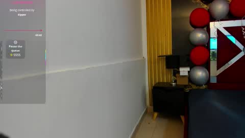 Violet Rose online show from March 3, 2026, 7:42 pm