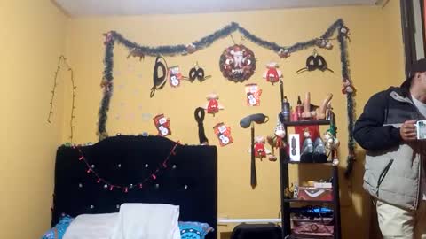 Violet777  online show from December 16, 2025, 7:57 am