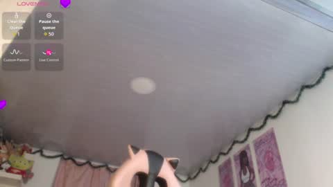 Snapshot of violett_brown9 chatting on July 1, 2026, 3:52 am violett_brown9 online show from July 1, 2026, 3:52 am
