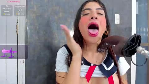 Snapshot of violett_collins_ chatting on October 26, 2025, 6:08 am Violett online show from October 26, 2025, 6:08 am