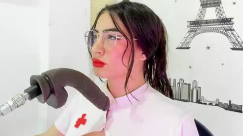 violett_collinss online show from July 27, 2026, 4:08 am