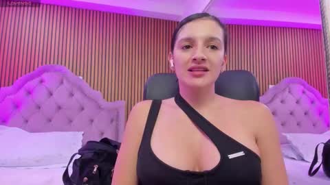 violett_hott_ online show from March 20, 2026, 11:59 am