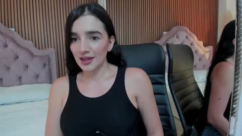 violett_hott_ online show from March 22, 2026, 12:30 pm