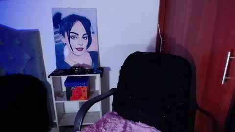 Snapshot of violett_hottie chatting on January 25, 2025, 10:18 pm violett Independent model online show from January 25, 2025, 10:18 pm