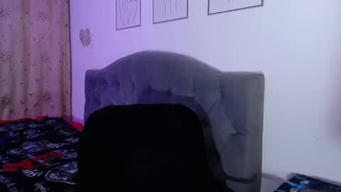 Snapshot of violett_hottie chatting on February 23, 2025, 2:29 am violett Independent model online show from February 23, 2025, 2:29 am