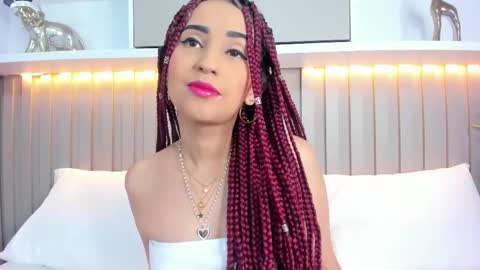 Violett  online show from October 8, 2025, 7:55 pm