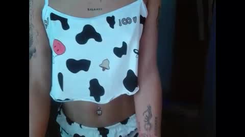 Snapshot of violetta_dreams chatting on April 13, 2026, 8:25 pm violetta_dreams online show from April 13, 2026, 8:25 pm