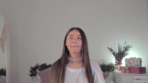 Snapshot of violetta_finch chatting on January 9, 2025, 2:18 pm violetta_finch online show from January 9, 2025, 2:18 pm