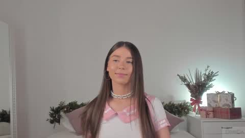 Snapshot of violetta_finch chatting on January 11, 2025, 11:12 am violetta_finch online show from January 11, 2025, 11:12 am