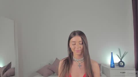 Snapshot of violetta_finch chatting on February 3, 2025, 5:35 pm violetta_finch online show from February 3, 2025, 5:35 pm