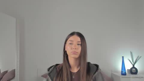 Snapshot of violetta_finch chatting on February 13, 2025, 8:27 am violetta_finch online show from February 13, 2025, 8:27 am