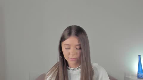 Snapshot of violetta_finch chatting on February 15, 2025, 10:22 am violetta_finch online show from February 15, 2025, 10:22 am