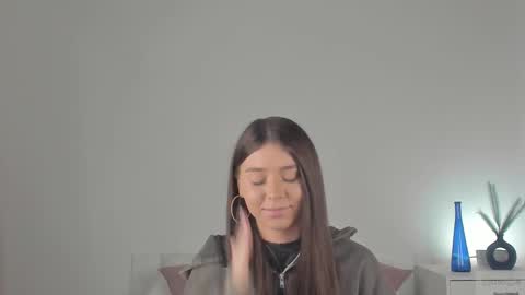 Snapshot of violetta_finch chatting on March 1, 2025, 10:55 am violetta_finch online show from March 1, 2025, 10:55 am