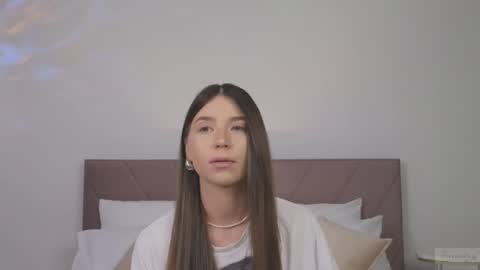 Snapshot of violetta_finch chatting on March 5, 2025, 12:44 pm violetta_finch online show from March 5, 2025, 12:44 pm