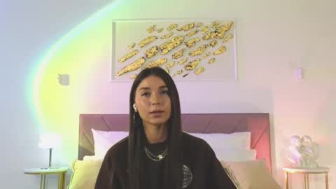 violetta_finch online show from October 12, 2025, 10:47 am