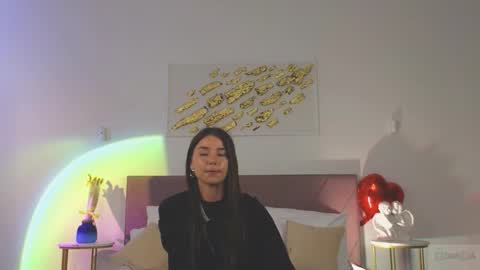 violetta_finch online show from March 19, 2026, 10:08 am