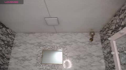 Snapshot of violetta_jhonson_v chatting on February 5, 2025, 3:13 am Violetta online show from February 5, 2025, 3:13 am