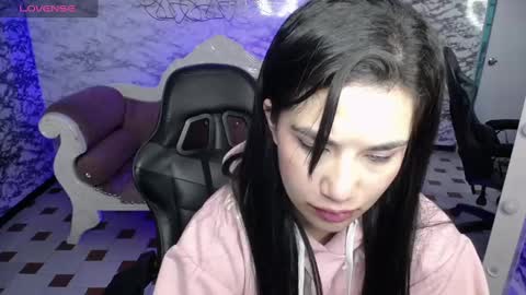 Snapshot of violetta_jhonson_v chatting on February 27, 2025, 6:40 am Violetta online show from February 27, 2025, 6:40 am