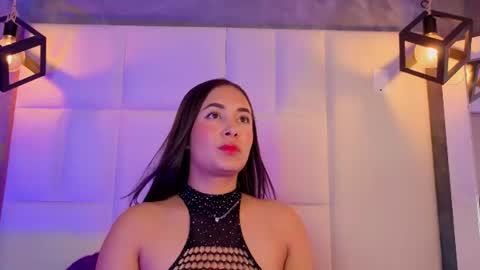 Snapshot of violetta_rose_ chatting on June 19, 2026, 11:41 pm violetta online show from June 19, 2026, 11:41 pm