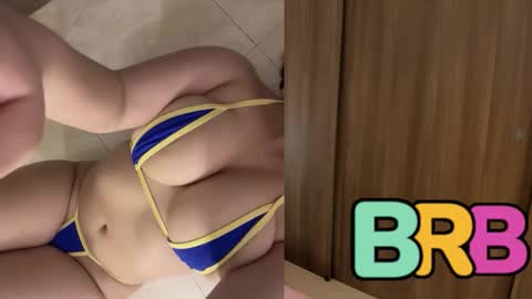 violetta independent model online show from December 17, 2025, 6:52 am