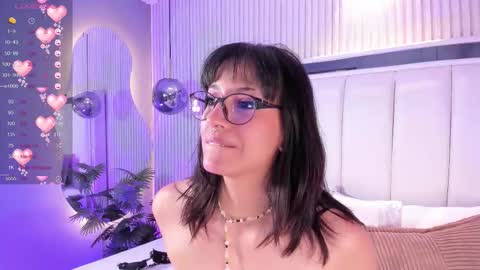 violettacolinss online show from February 13, 2026, 11:39 am
