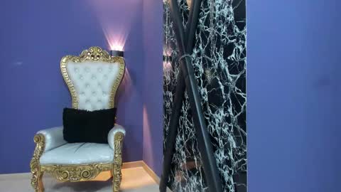 Snapshot of violettamidnight chatting on October 28, 2025, 3:25 pm Violetta online show from October 28, 2025, 3:25 pm