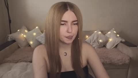 ViolettaOtis online show from September 25, 2025, 12:42 pm