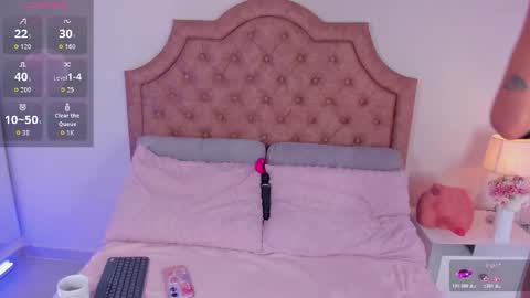 Snapshot of violettareyyes chatting on January 11, 2026, 5:56 am Mandy online show from January 11, 2026, 5:56 am