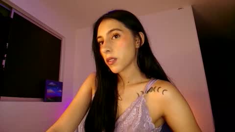 Violetta....Follow me in Twitter... online show from December 21, 2025, 5:03 am