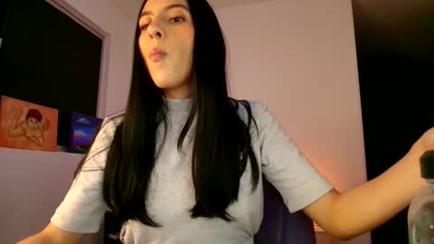 Violetta....Follow me in Twitter... online show from February 3, 2026, 2:53 am