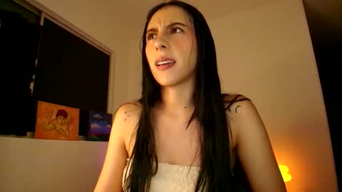 Violetta....Follow me in Twitter... online show from February 14, 2026, 2:30 am