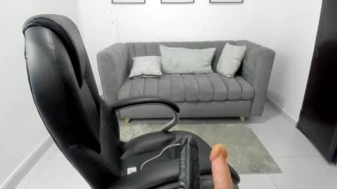 Violetta online show from September 27, 2025, 9:36 am