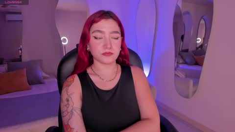 Violett Castel online show from December 10, 2024, 7:43 pm